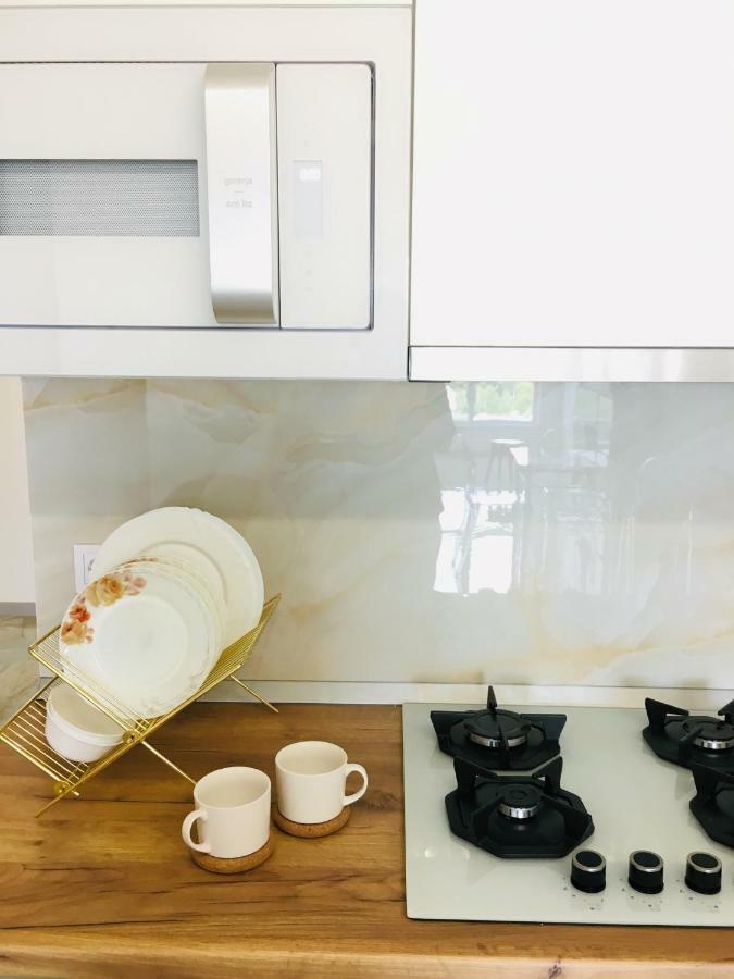 לבוב 4-Room Jacuzzi Apartment מראה חיצוני תמונה